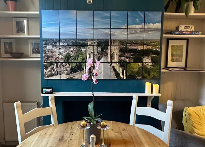 Nyaraló Comfy Within Wall, 10 Mins Walk To Centre, Attractions & Railway Station